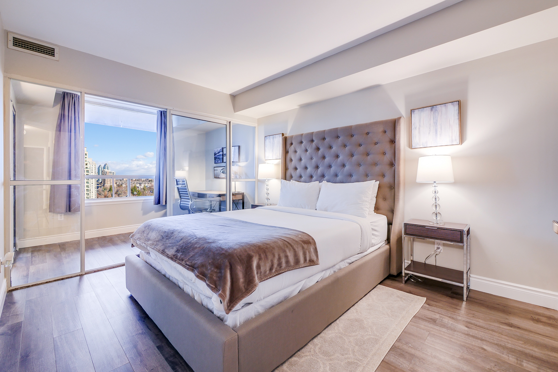 Refined Metropolis residence interior